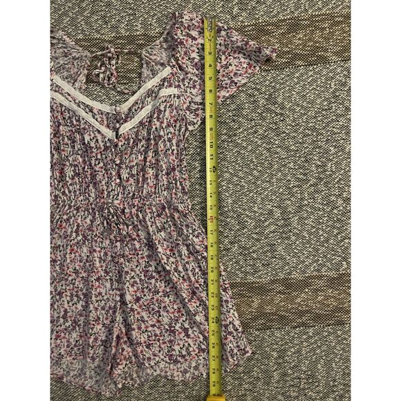 Floral Romper w Lace Detail - S - Picture 3 of 5